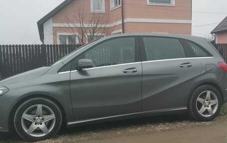 Mercedes-Benz B-Класс, 2012 год, 1 500 000 рублей, 7 фотография