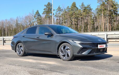 Hyundai Elantra, 2024 год, 2 299 999 рублей, 2 фотография