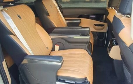 KIA Carnival, 2021 год, 5 700 000 рублей, 6 фотография