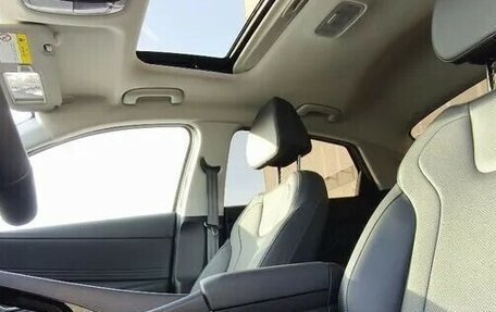 Hyundai Elantra, 2024 год, 2 299 999 рублей, 10 фотография