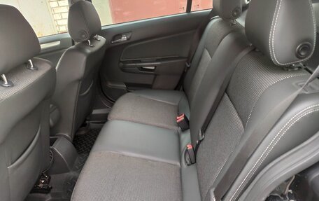 Opel Astra H, 2011 год, 750 000 рублей, 11 фотография