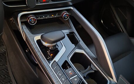 Geely Tugella FY11, 2023 год, 2 750 000 рублей, 19 фотография