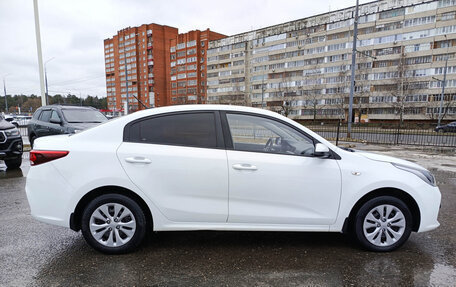 KIA Rio IV, 2018 год, 1 200 000 рублей, 8 фотография