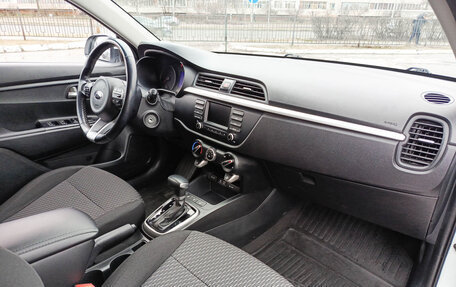 KIA Rio IV, 2018 год, 1 200 000 рублей, 15 фотография