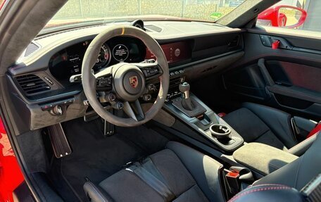 Porsche 911 GT3, 2024 год, 37 990 000 рублей, 17 фотография