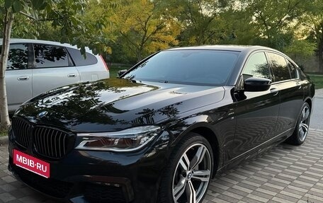 BMW 7 серия, 2018 год, 4 350 000 рублей, 1 фотография