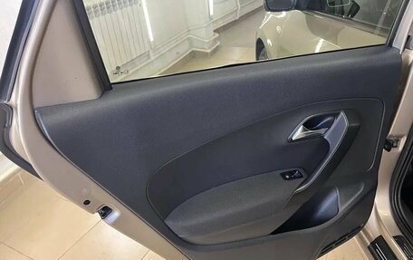 Volkswagen Polo VI (EU Market), 2016 год, 1 277 000 рублей, 29 фотография