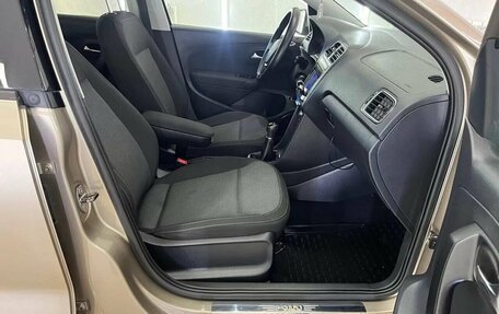 Volkswagen Polo VI (EU Market), 2016 год, 1 277 000 рублей, 39 фотография