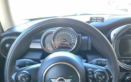 MINI Hatch, 2016 год, 2 150 000 рублей, 9 фотография