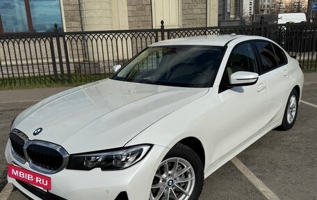 BMW 3 серия, 2021 год, 2 870 000 рублей, 3 фотография