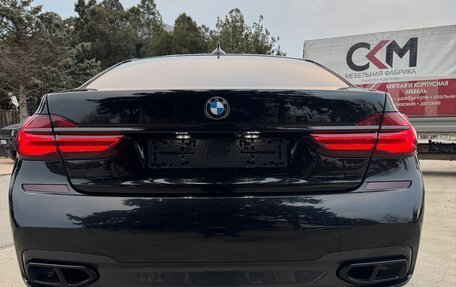 BMW 7 серия, 2018 год, 4 350 000 рублей, 12 фотография