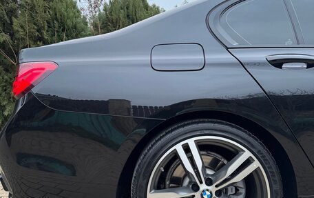 BMW 7 серия, 2018 год, 4 350 000 рублей, 22 фотография