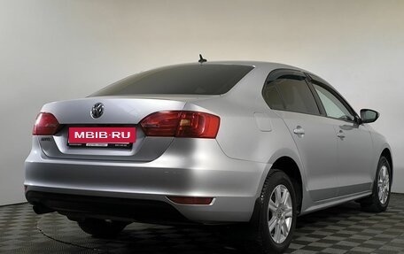 Volkswagen Jetta VI, 2013 год, 1 050 000 рублей, 2 фотография