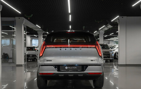 Geely Atlas, 2025 год, 3 300 000 рублей, 6 фотография