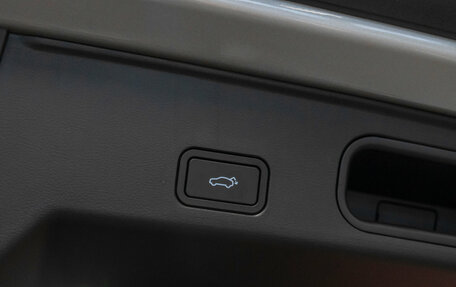 Geely Atlas, 2025 год, 3 300 000 рублей, 24 фотография