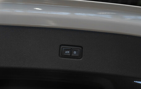 Audi SQ8, 2020 год, 9 000 000 рублей, 35 фотография