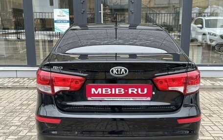 KIA Rio III рестайлинг, 2016 год, 1 100 000 рублей, 24 фотография