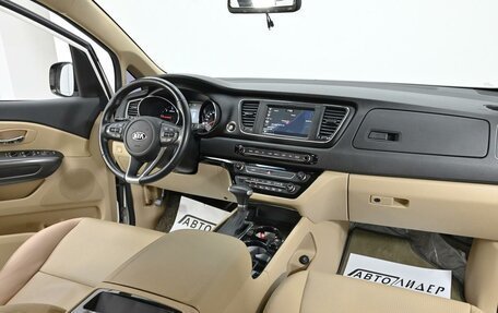 KIA Carnival III, 2019 год, 2 585 000 рублей, 16 фотография