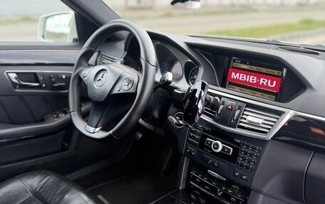 Mercedes-Benz E-Класс, 2011 год, 1 500 000 рублей, 1 фотография