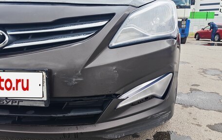 Hyundai Solaris II рестайлинг, 2015 год, 490 000 рублей, 3 фотография