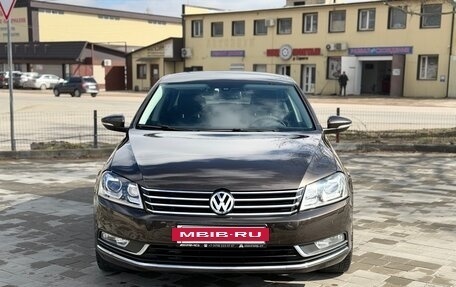 Volkswagen Passat B7, 2014 год, 1 600 000 рублей, 2 фотография