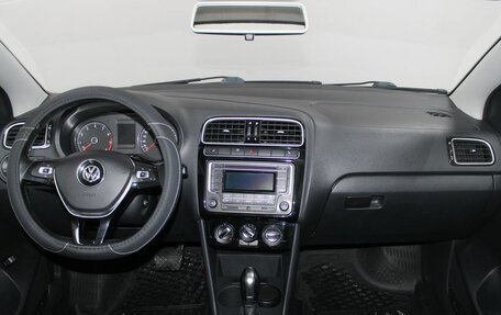 Volkswagen Polo VI (EU Market), 2017 год, 1 049 900 рублей, 8 фотография