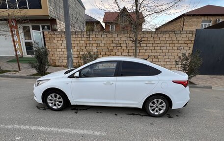 Hyundai Solaris II рестайлинг, 2019 год, 1 060 000 рублей, 2 фотография