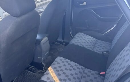 Ford Focus II рестайлинг, 2006 год, 320 000 рублей, 21 фотография