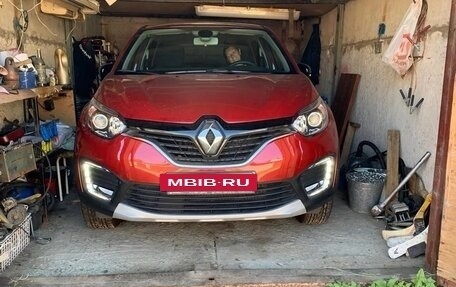 Renault Kaptur I рестайлинг, 2019 год, 1 890 000 рублей, 7 фотография