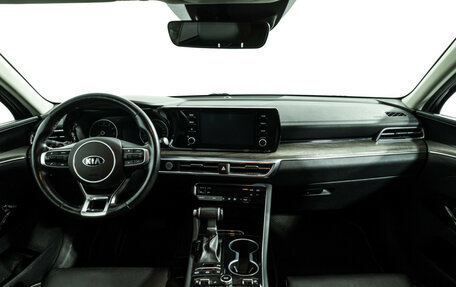 KIA K5, 2020 год, 2 385 000 рублей, 13 фотография