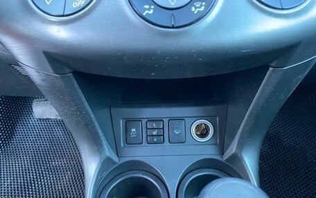 Toyota RAV4, 2010 год, 1 300 000 рублей, 24 фотография