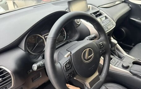 Lexus NX I, 2016 год, 2 650 000 рублей, 14 фотография
