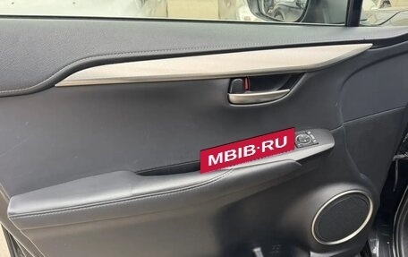 Lexus NX I, 2016 год, 2 650 000 рублей, 16 фотография