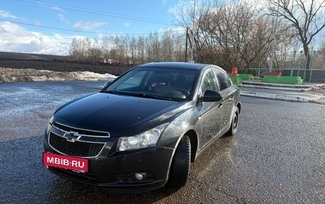 Chevrolet Cruze II, 2011 год, 553 000 рублей, 2 фотография