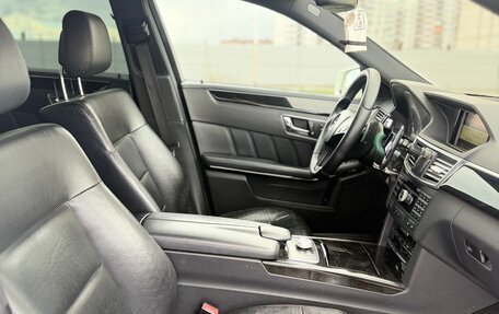 Mercedes-Benz E-Класс, 2011 год, 1 500 000 рублей, 3 фотография