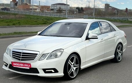 Mercedes-Benz E-Класс, 2011 год, 1 500 000 рублей, 6 фотография