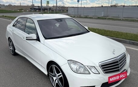 Mercedes-Benz E-Класс, 2011 год, 1 500 000 рублей, 7 фотография
