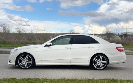 Mercedes-Benz E-Класс, 2011 год, 1 500 000 рублей, 11 фотография