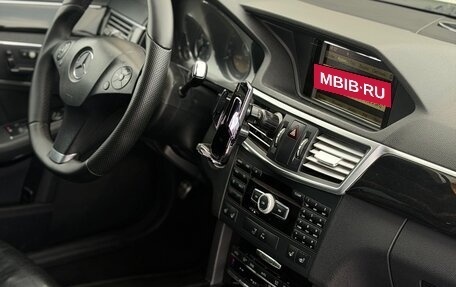 Mercedes-Benz E-Класс, 2011 год, 1 500 000 рублей, 2 фотография