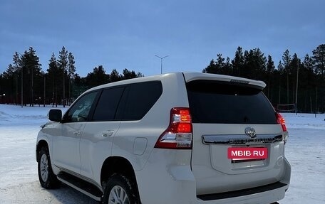 Toyota Land Cruiser Prado 150 рестайлинг 2, 2015 год, 3 600 000 рублей, 6 фотография