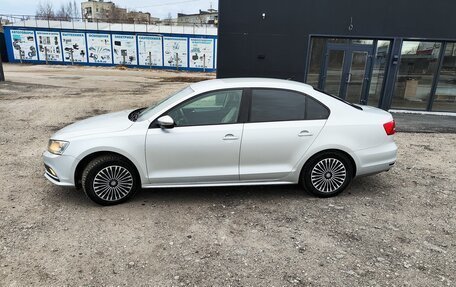 Volkswagen Jetta VI, 2015 год, 1 300 000 рублей, 6 фотография