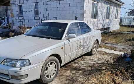 Toyota Vista, 1998 год, 240 000 рублей, 2 фотография