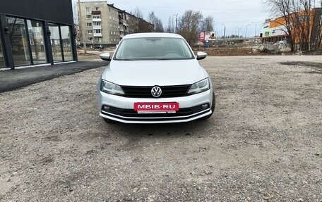 Volkswagen Jetta VI, 2015 год, 1 300 000 рублей, 4 фотография