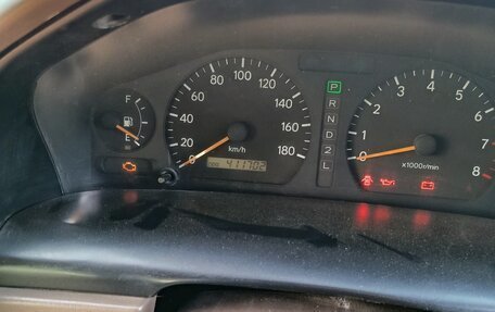 Toyota Vista, 1998 год, 240 000 рублей, 11 фотография