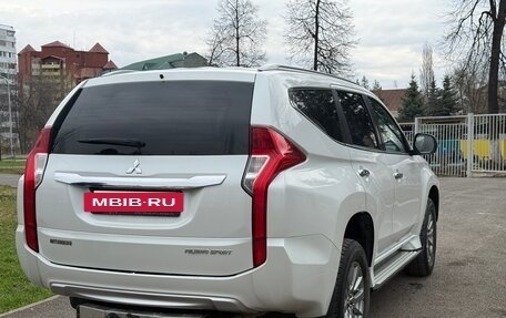 Mitsubishi Pajero Sport III рестайлинг, 2018 год, 3 000 000 рублей, 4 фотография