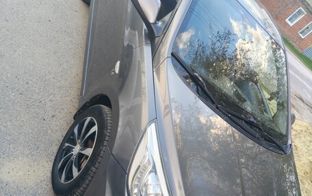 Hyundai Solaris II рестайлинг, 2013 год, 725 000 рублей, 1 фотография