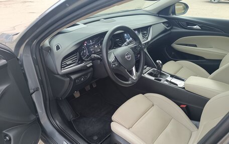 Opel Insignia II рестайлинг, 2019 год, 1 790 000 рублей, 33 фотография