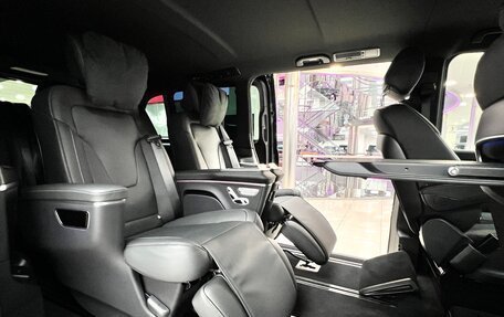 Mercedes-Benz V-Класс, 2025 год, 14 300 000 рублей, 14 фотография