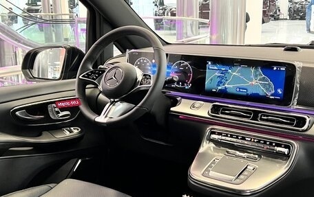 Mercedes-Benz V-Класс, 2025 год, 14 300 000 рублей, 22 фотография