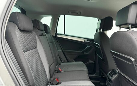 Volkswagen Tiguan II, 2019 год, 2 500 000 рублей, 11 фотография